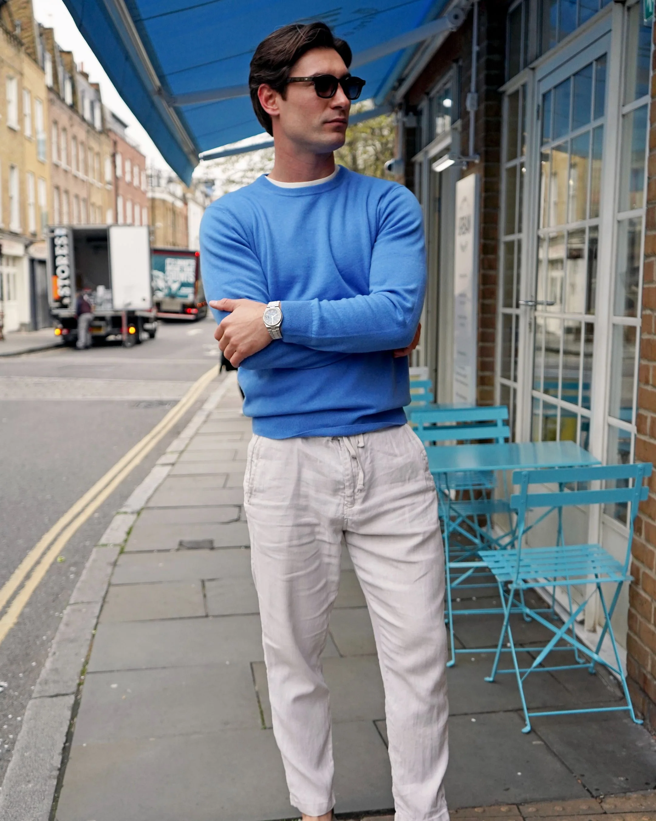 Men's Oxford Round Neck Cashmere Jumper Sunshine Blue - Image 10