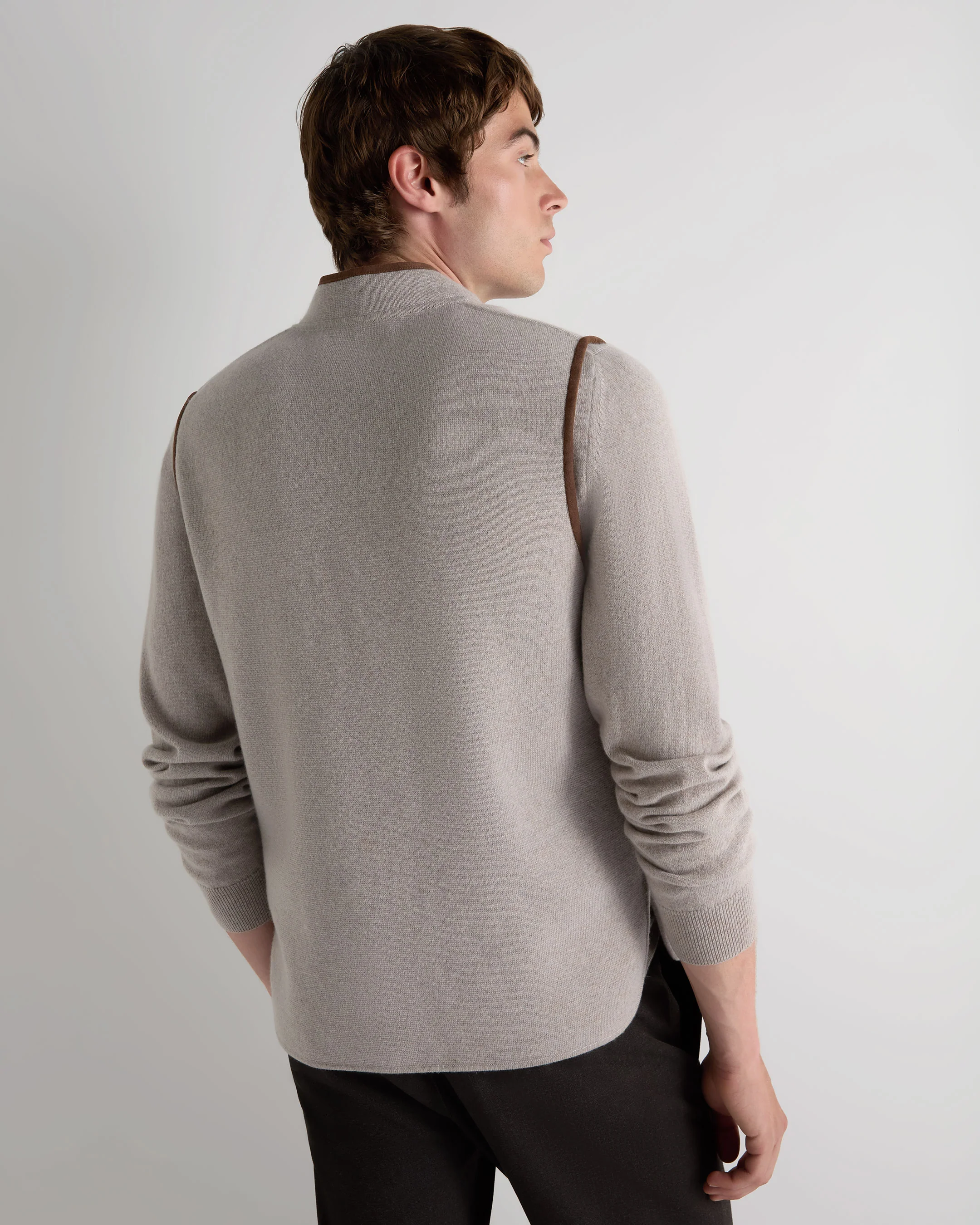 Men's Shaftesbury Cashmere Gilet Oat Grey - Image 4