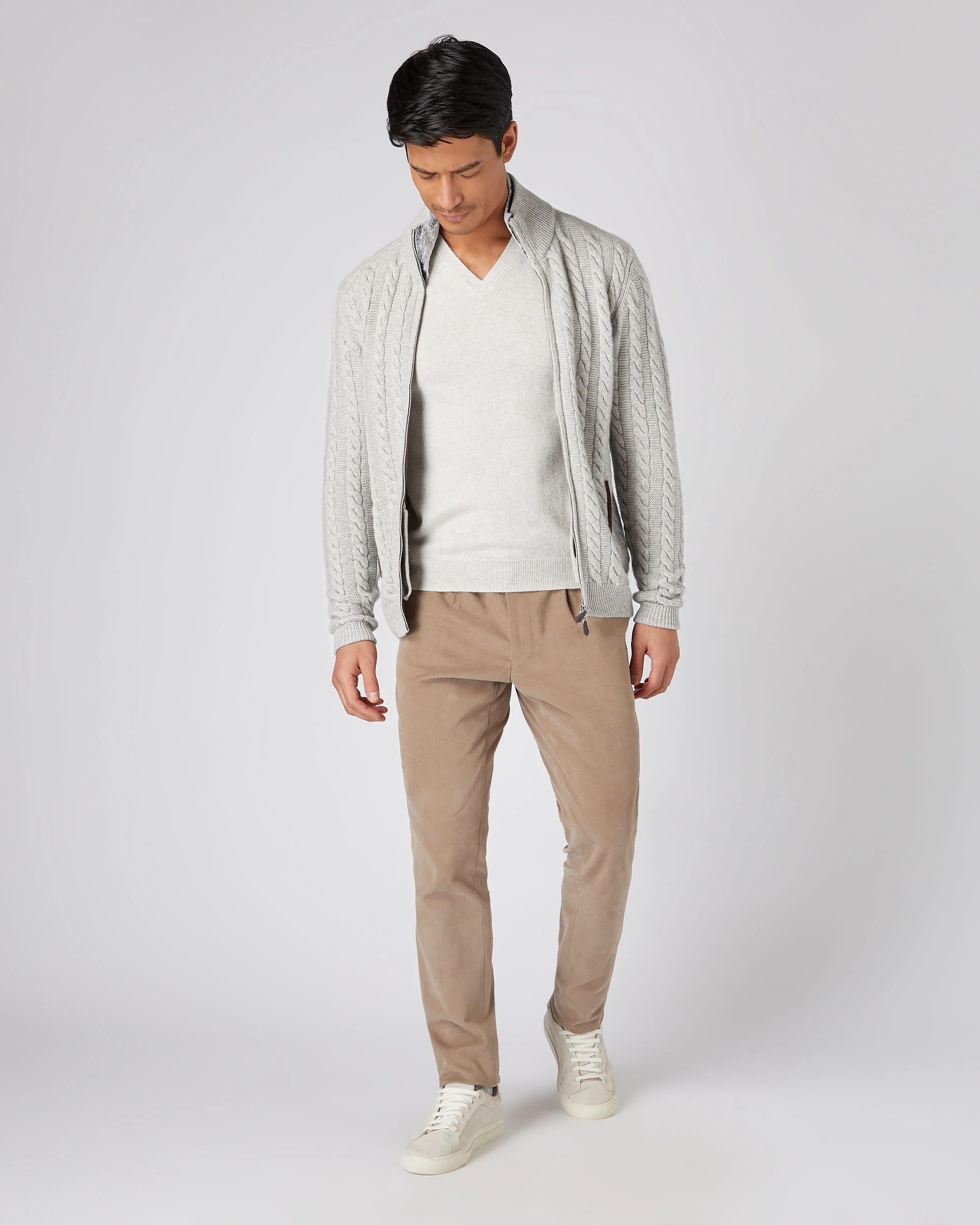 Men's The Burlington V Neck Cashmere Jumper Pebble Grey - Image 3