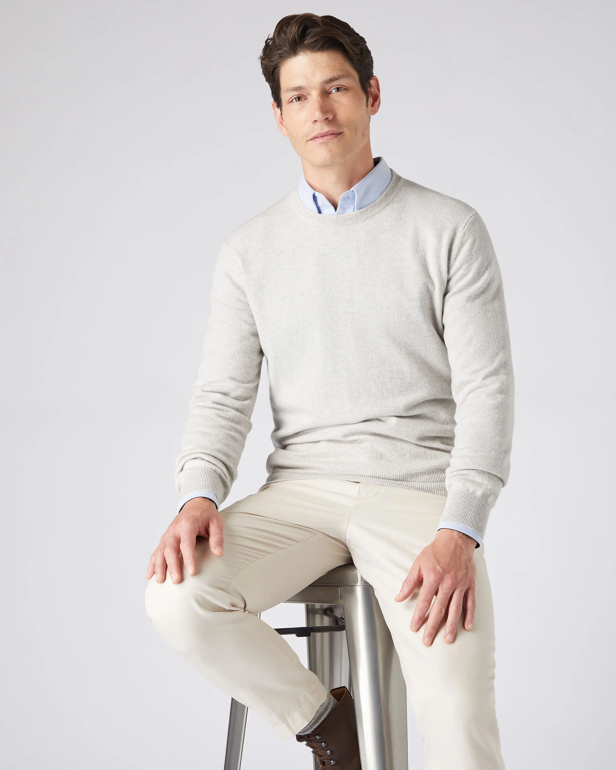 Men's The Oxford Round Neck Cashmere Jumper Pebble Grey