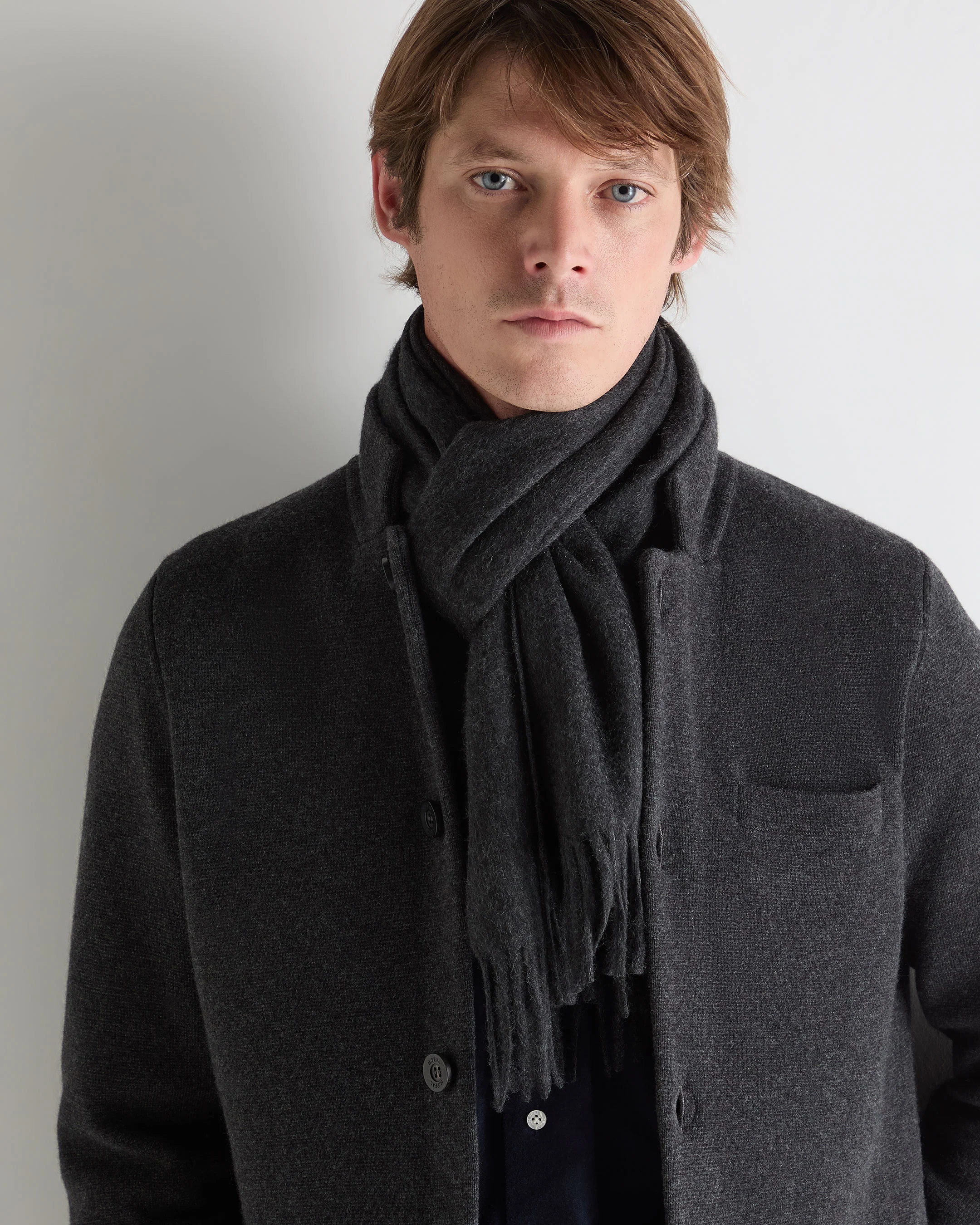 Unisex Woven Cashmere Scarf Deep Charcoal Grey - Image 5