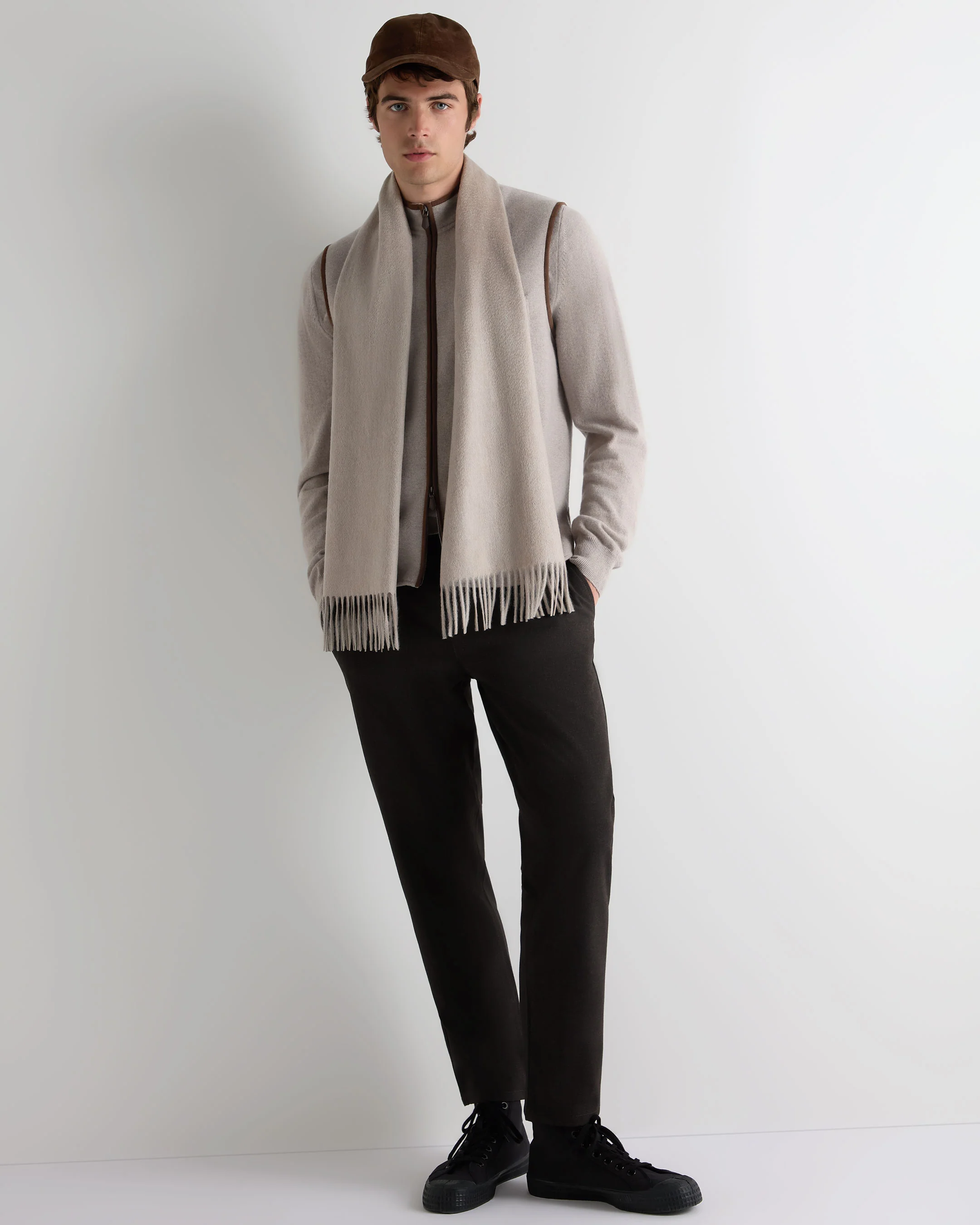 Unisex Woven Cashmere Scarf Oat Grey - Image 3