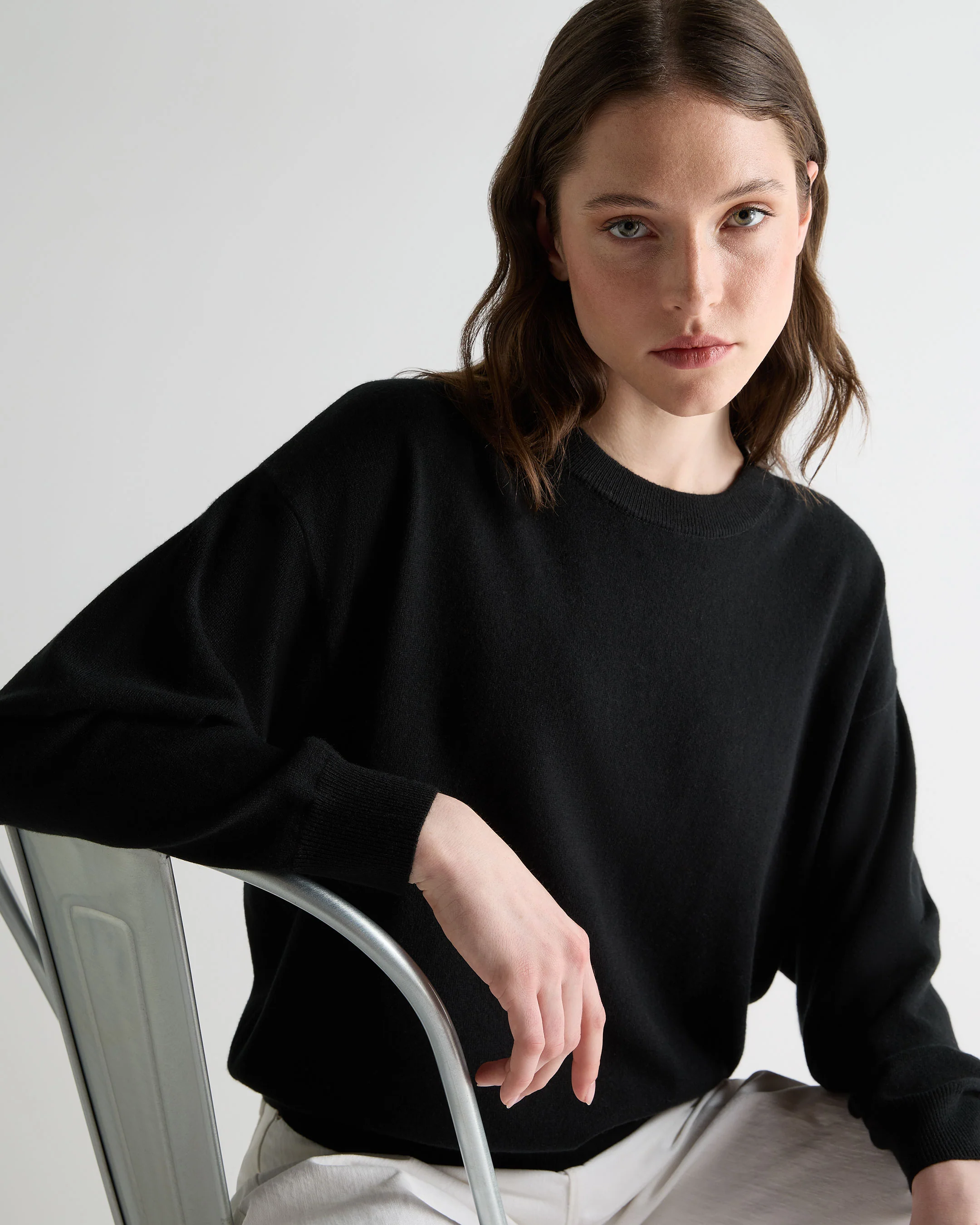 Women's Oversized Round Neck Cashmere Jumper Black - Image 5