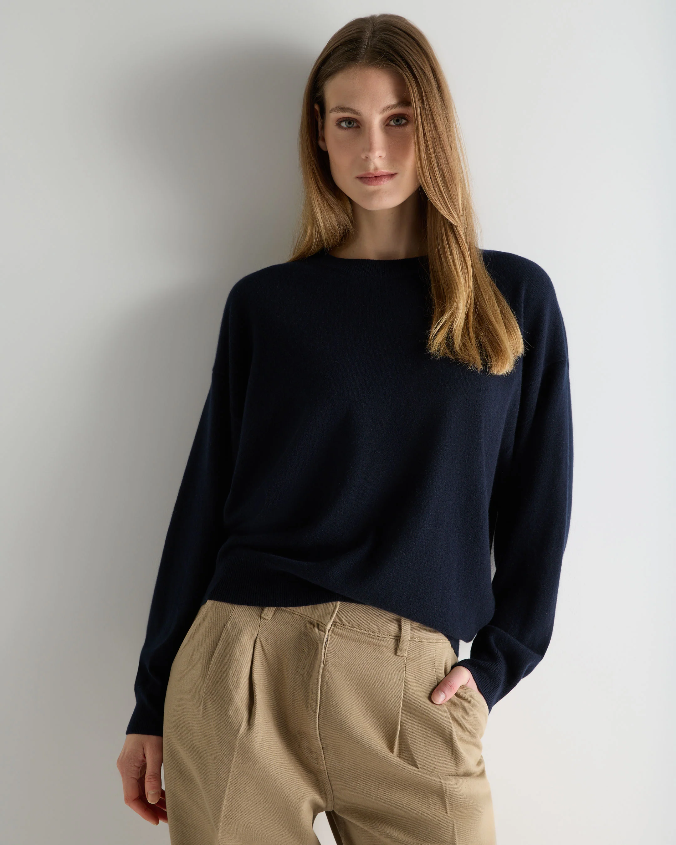 Women's Oversized Round Neck Cashmere Jumper Navy Blue