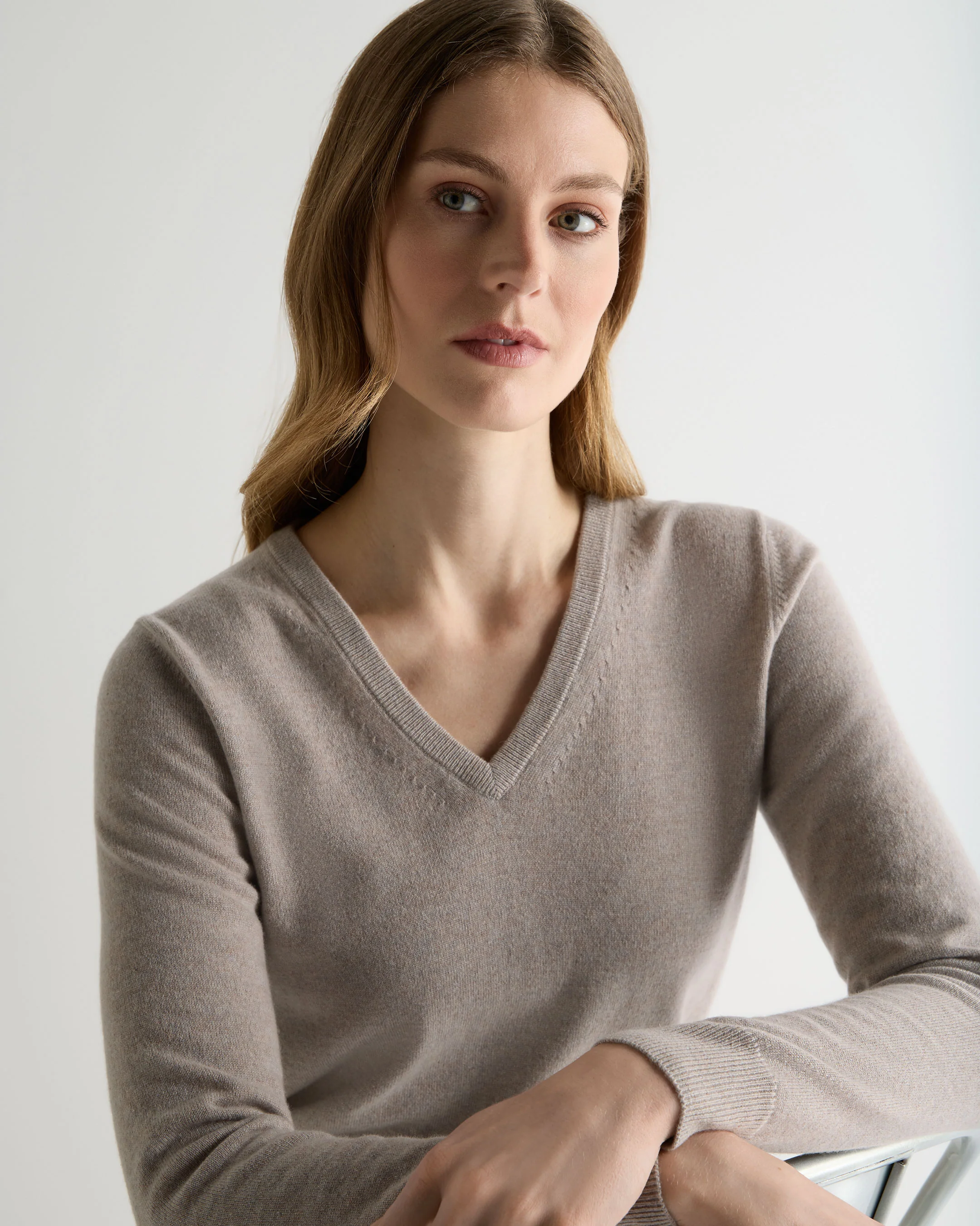 Women's Phoebe V Neck Cashmere Jumper Oat Grey - Image 5
